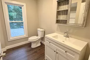219 E Wallace Ave, New Castle, PA 16101 - Photo 17