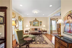 1005 Skyline Dr, Cecil, PA 15317 - Photo 7