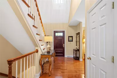 1005 Skyline Drive, Cecil, PA 15317 - Photo 5