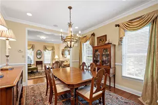 1005 Skyline Dr, Cecil, PA 15317 - Photo 9