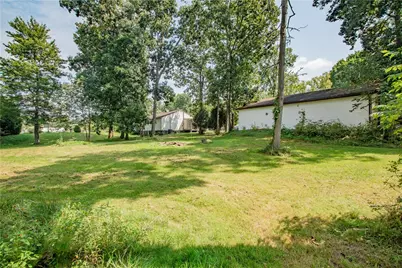 781 New Castle Rd, Franklin Township, PA 16001 - Photo 7