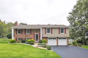 6 Greenview Dr, Hempfield Township, PA 15644 - Photo 1