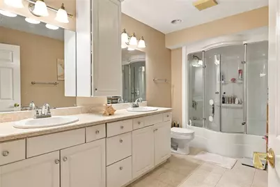 101 Chateau Dr, Center Township, PA 15001 - Photo 29