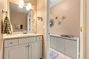 101 Chateau Dr, Center Township, PA 15001 - Photo 9