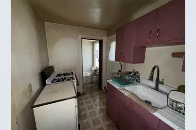 1231 Holmes Street, McKees Rocks, PA 15136 - Photo 9