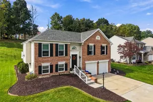 1101 Fairfield Ln, North Fayette, PA 15057 - Photo 3