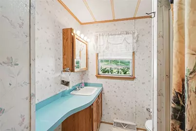 717 Mallard Dr, Washington Township, PA 15613 - Photo 27