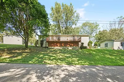 717 Mallard Dr, Washington Township, PA 15613 - Photo 7