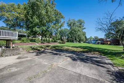 345 Pinehaven Drive, Bethel Park, PA 15102 - Photo 23