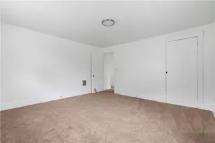 3302 N 31st Ave, Pulaski Township, PA 15066 - Photo 19