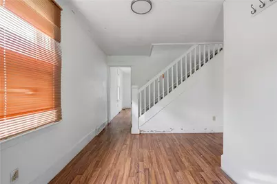 3302 N 31st Ave, Pulaski Township, PA 15066 - Photo 3