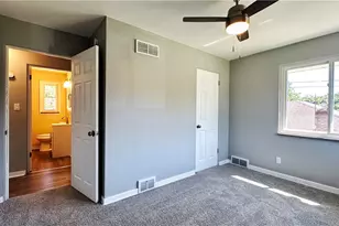 136 Richey Dr, Pittsburgh, PA 15147 - Photo 19