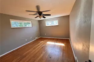 523 Larix Rd, Monroeville, PA 15146 - Photo 5