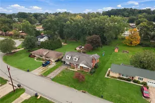712 William Dr, Level Green, PA 15085 - Photo 7