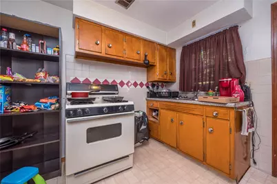 350 Overbrook Blvd, Pittsburgh, PA 15210 - Photo 9