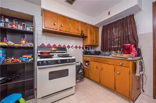 350 Overbrook Blvd, Pittsburgh, PA 15210 - Photo 9