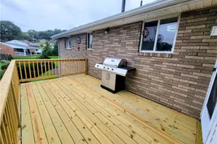 1548 Berryman Ave, South Park, PA 15129 - Photo 27