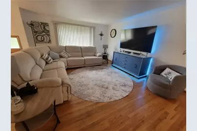 1548 Berryman Ave, South Park, PA 15129 - Photo 5