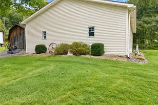 406 Herman Rd, Summit Township, PA 16002 - Photo 35
