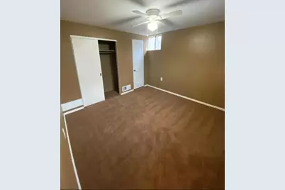 6435 Library Rd, South Park, PA 15129 - Photo 9