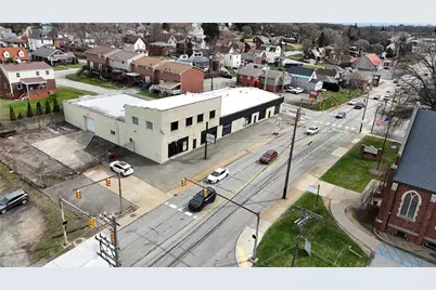 537 Lincoln Hwy, East McKeesport, PA 15035 - Photo 3