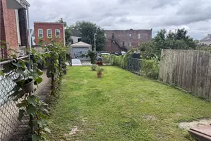 461 Cedarville St, Pittsburgh, PA 15224 - Photo 13