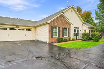 2084 Isleworth, Cranberry Township, PA 16066 - Photo 3