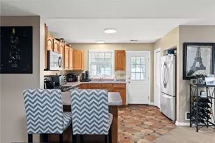 195 Cambria Hill Dr, Tarentum, PA 15084 - Photo 9
