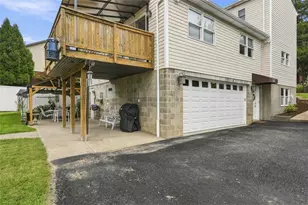565 Wible Run Rd, Pittsburgh, PA 15209 - Photo 3