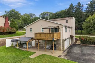 565 Wible Run Rd, Pittsburgh, PA 15209 - Photo 5