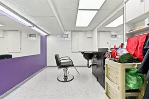 565 Wible Run Rd, Pittsburgh, PA 15209 - Photo 11