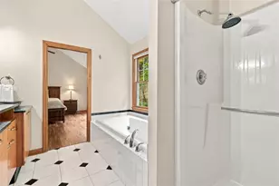 2151 Huntington Ct S, Pittsburgh, PA 15090 - Photo 21