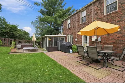 111 McMonagle, Scott Township, PA 15220 - Photo 29