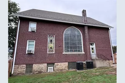 1100 Vine St, Connellsville, PA 15425 - Photo 35