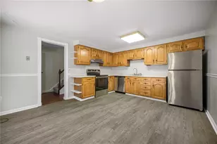 311 Joan of Arc Ct, Jefferson Hills, PA 15025 - Photo 7