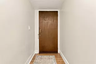 913 Forest Green Dr, Moon/Crescent Twp, PA 15108 - Photo 5