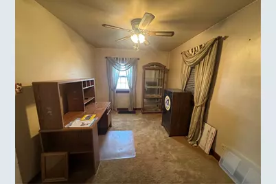 1605 Ridge Ave, Arnold, PA 15068 - Photo 5