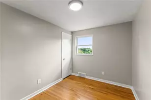 3311 Wallace Dr, Pittsburgh, PA 15227 - Photo 19