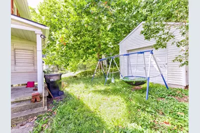 1030 Knoll St, Aliquippa, PA 15001 - Photo 5