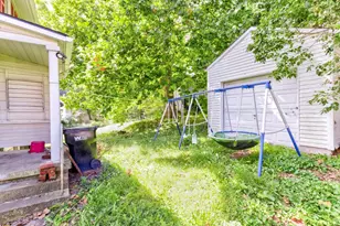 1030 Knoll St, Aliquippa, PA 15001 - Photo 5