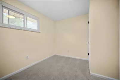4710 Bowes Ave, West Mifflin, PA 15122 - Photo 19