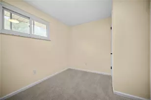 4710 Bowes Ave, West Mifflin, PA 15122 - Photo 23