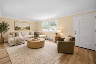 4710 Bowes Ave, West Mifflin, PA 15122 - Photo 5