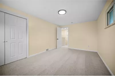 4710 Bowes Ave, West Mifflin, PA 15122 - Photo 23