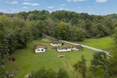 125 Fairview Church Rd, Graysville, PA 15337 - Photo 33