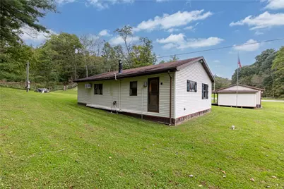 125 Fairview Church Rd, Graysville, PA 15337 - Photo 23