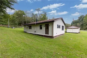 125 Fairview Church Rd, Graysville, PA 15337 - Photo 23