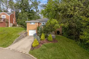 1808 Woodcove Pl, Pittsburgh, PA 15216 - Photo 3