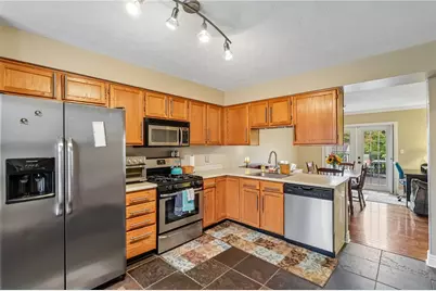 556 Ten Point Ln, Cranberry Township, PA 16066 - Photo 7