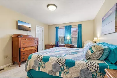 556 Ten Point Ln, Cranberry Township, PA 16066 - Photo 11